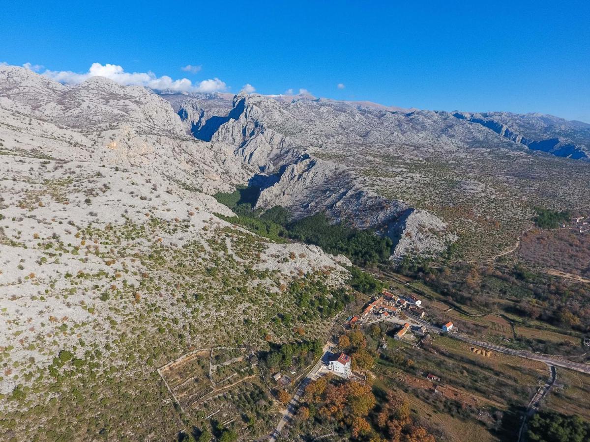 Apartmani Villa Paulo Starigrad Paklenica Esterno foto
